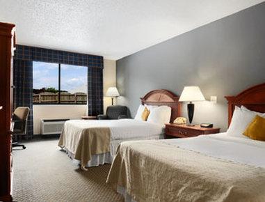 Red Roof Hotel 3*